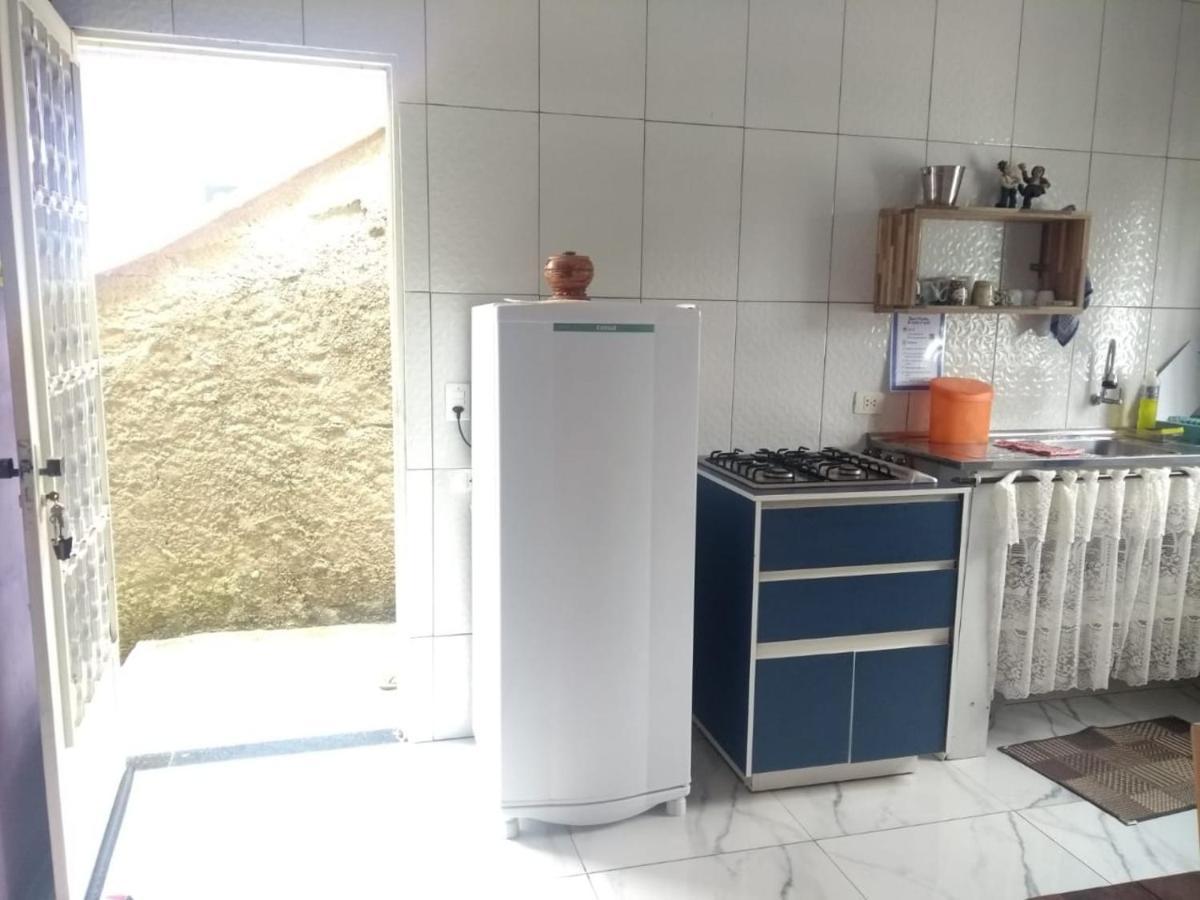 Quarto Cozinha Banheiro Ar Condicionado Ambiente Familiar 700 Metros Da Praia Apartment Peruibe Exterior photo